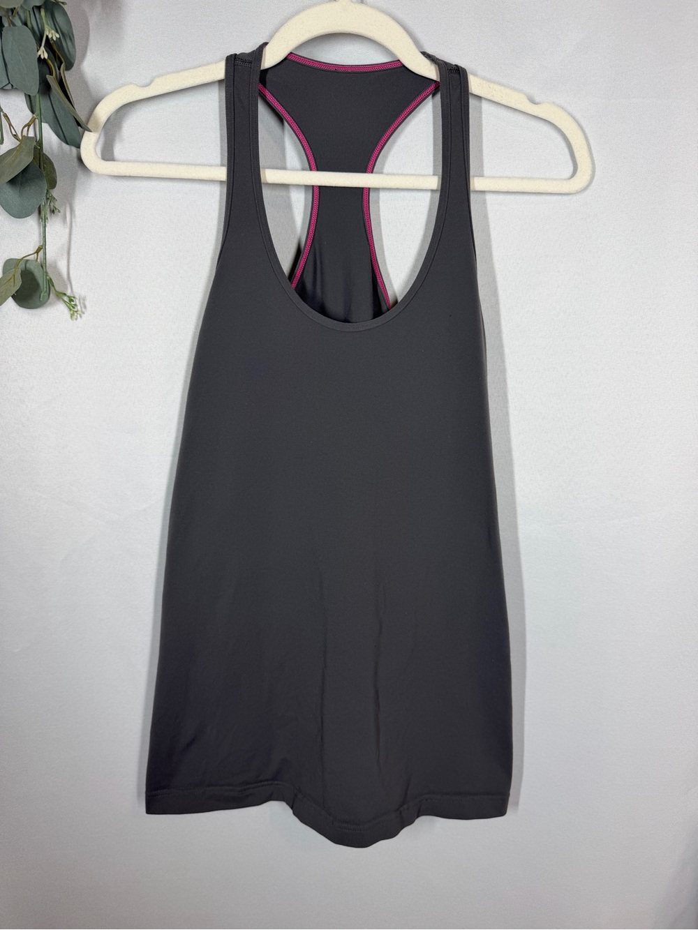 Lululemon | Gray Light Pink Tank Top Racerback Scoop Neck Women's Size 6